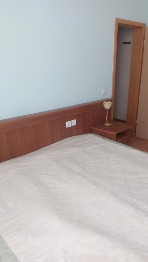 Бестужевский Дворик Gagra Buitenkant foto
