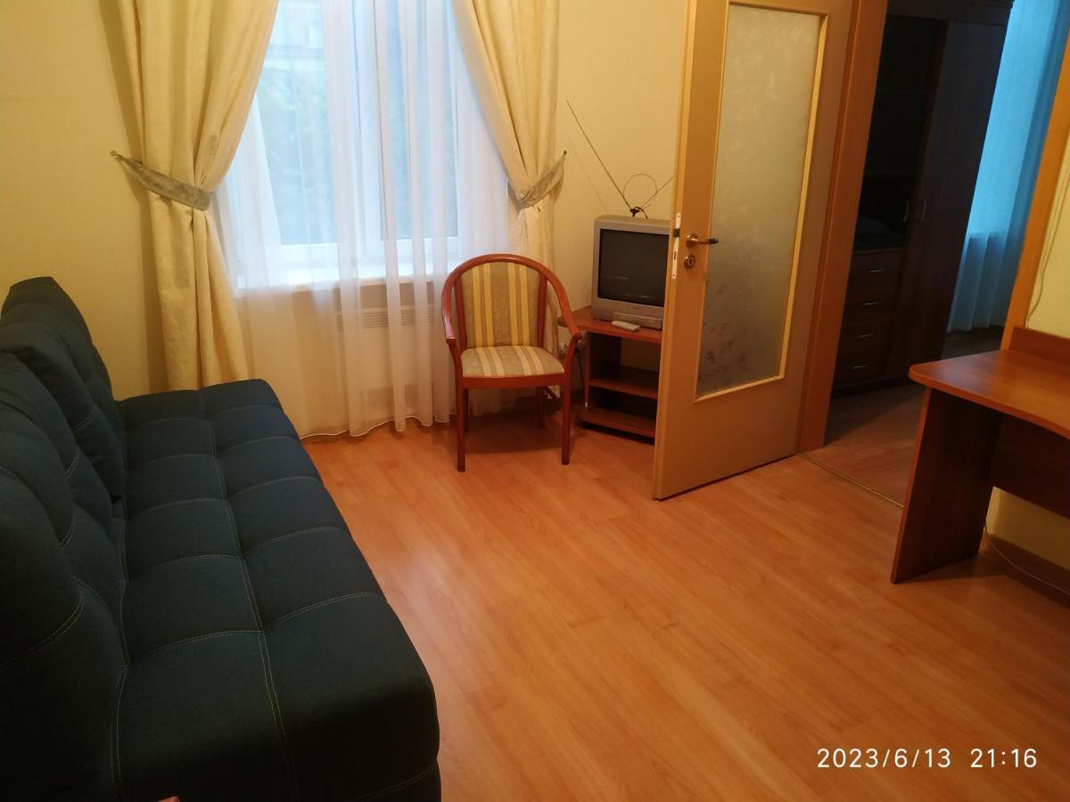 Бестужевский Дворик Gagra Buitenkant foto