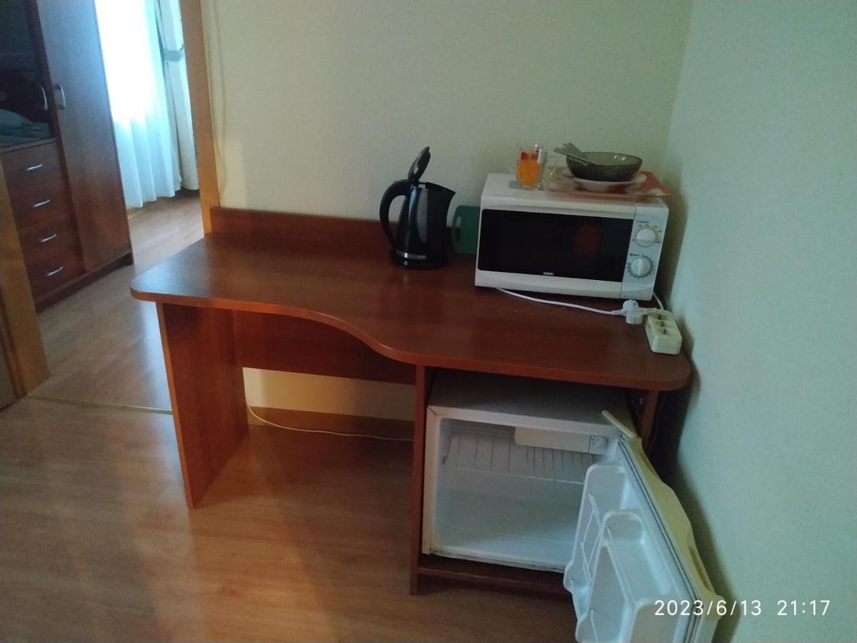 Бестужевский Дворик Gagra Buitenkant foto
